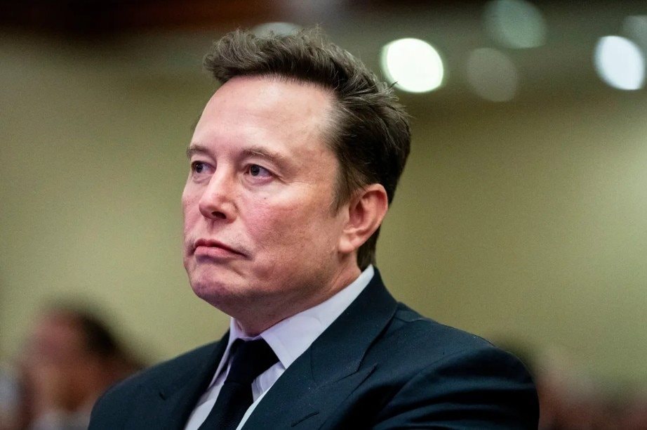 ‘Bộ trưởng’ Elon Musk ‘khai đao’ với Microsoft và ChatGPT, khiến hàng loạt ông lớn run sợ vì từng chê bai mình- Ảnh 2.