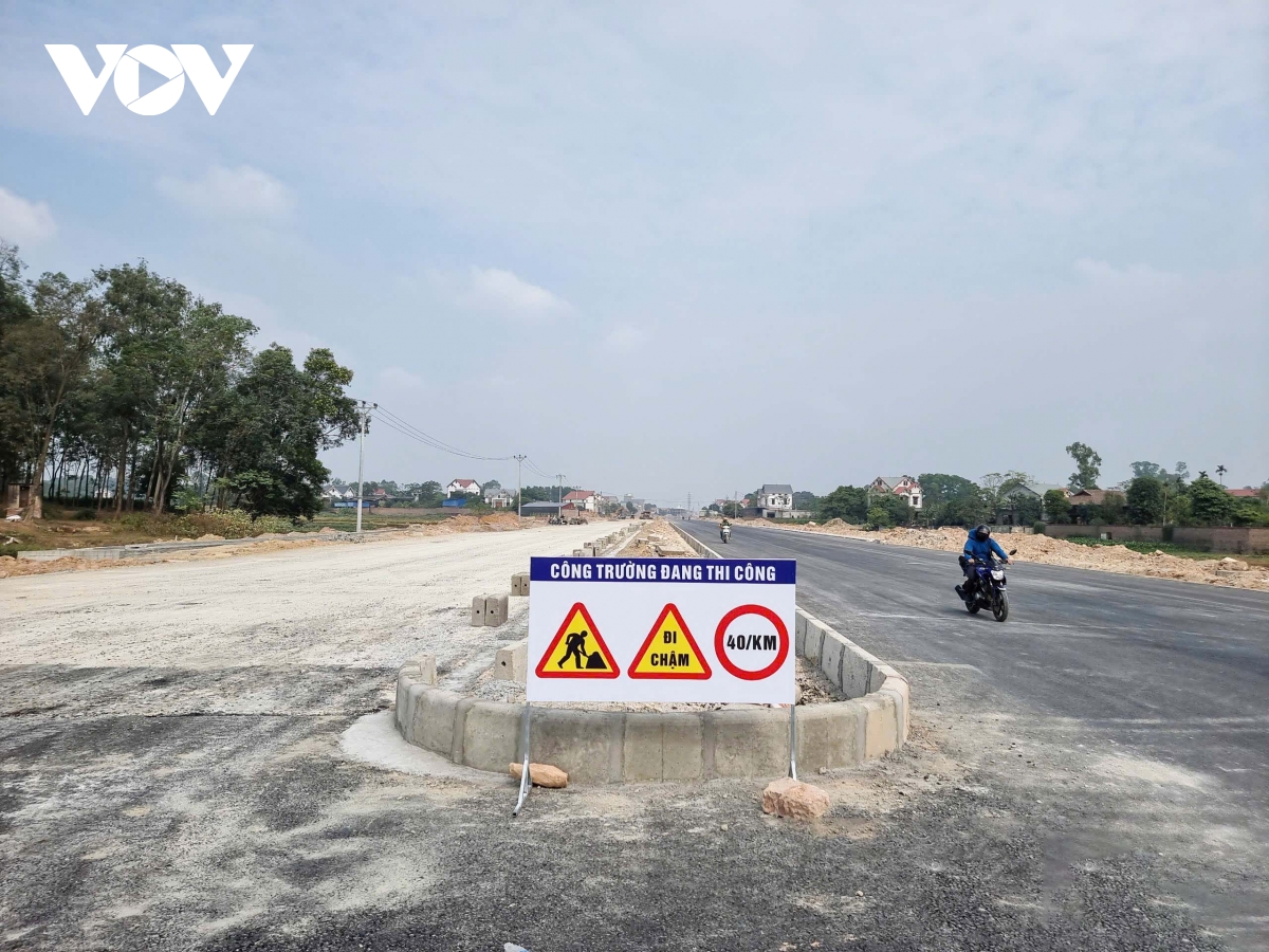 Hiện trạng cầu 540 tỷ đồng nối Bắc Giang - Thái Nguyên sắp thông xe- Ảnh 8.