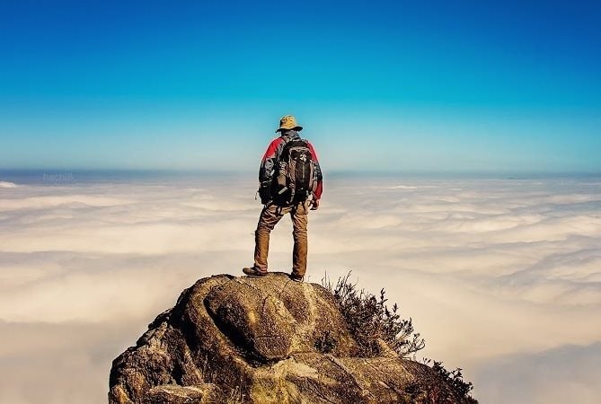 Cổ phiếu doanh nghiệp bán sản phẩm “ai cũng mua” kịch trần lập đỉnh lịch sử, vốn hóa tăng 20% sau 2 tuần- Ảnh 1.