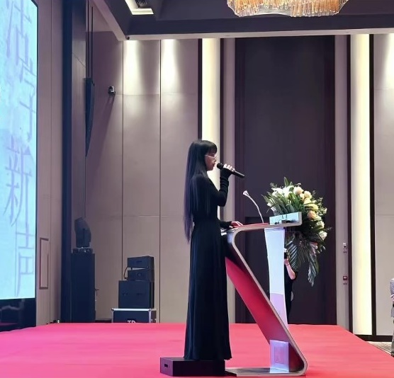 Lý Tử Thất công khai nhan sắc thật sau 3 năm ở ẩn gây choáng, làn da bị “huỷ hoại” giờ ra sao?- Ảnh 6. Lý Tử Thất công khai nhan sắc thật sau 3 năm ở ẩn gây choáng, làn da bị “huỷ hoại” giờ ra sao?- Ảnh 6.