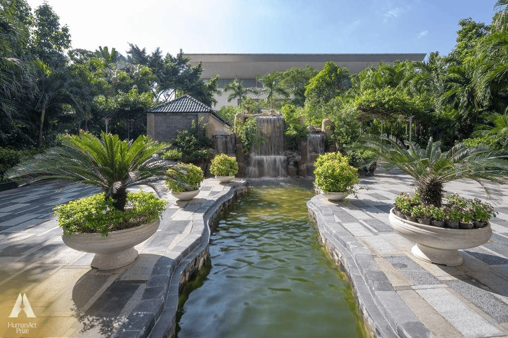 ‘Ốc đảo’ có một không hai giữa lòng Hà Nội: Lọc tốt bụi mịn PM2.5, mỏi mắt mới đếm hết một thứ- Ảnh 3. ‘Ốc đảo’ có một không hai giữa lòng Hà Nội: Lọc tốt bụi mịn PM2.5, mỏi mắt mới đếm hết một thứ- Ảnh 3.