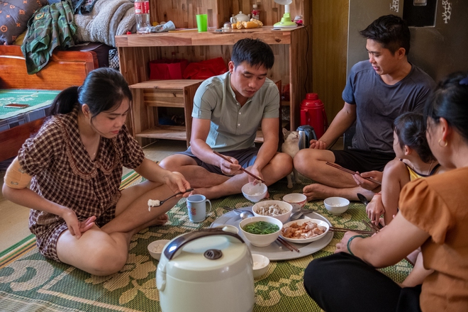 Về với Làng Nủ những ngày này: Nắng nhuộm vàng những ngôi nhà mới, người dân gượng dậy sau tang thương- Ảnh 21.