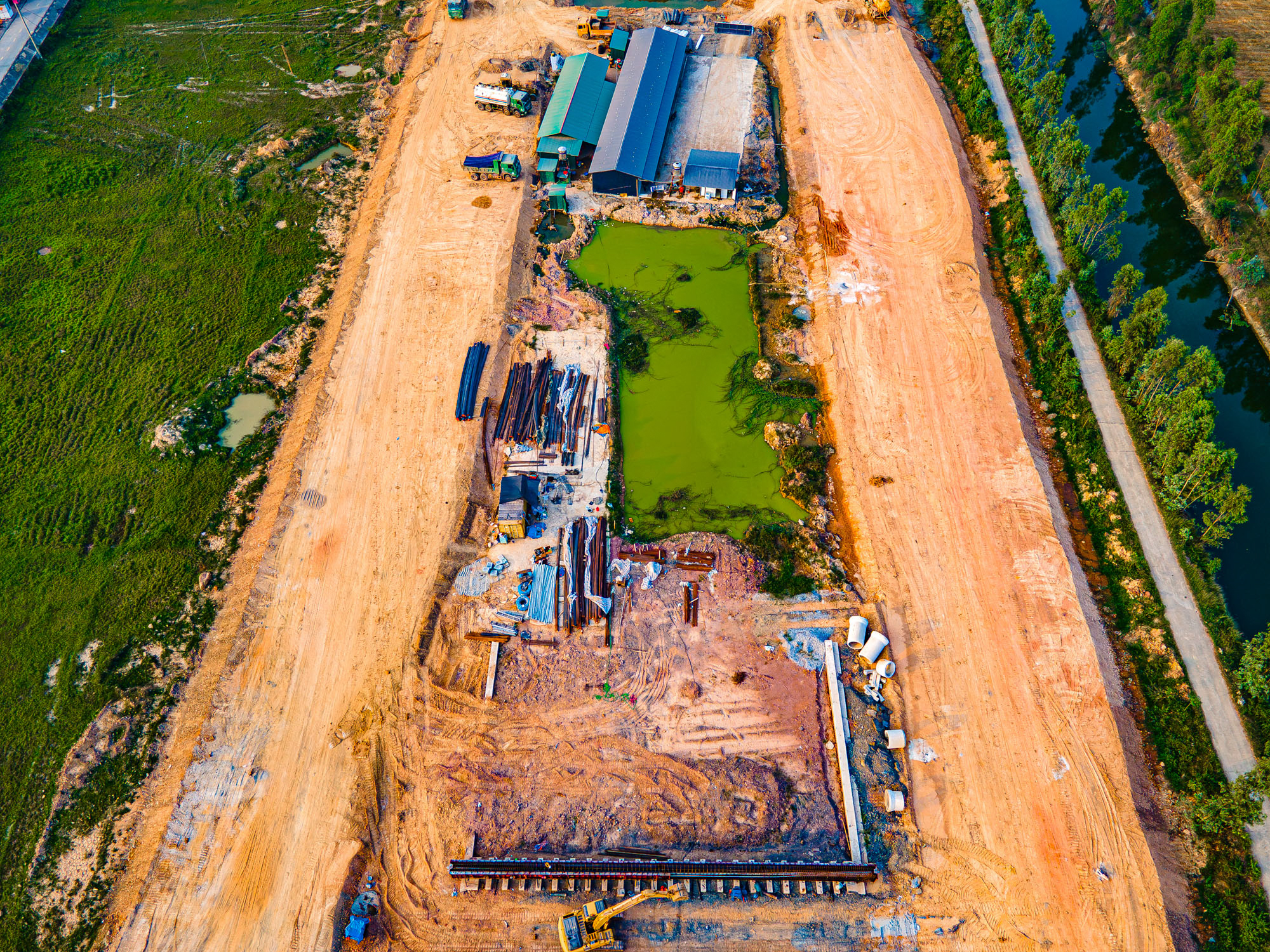 Toàn cảnh đoạn Vành đai 4 đoạn qua tỉnh Bắc Ninh được Thủ tướng thị sát, yêu cầu hoàn thành sớm một năm- Ảnh 5.