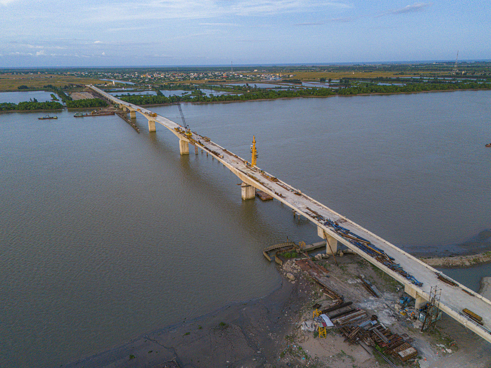 Chiêm ngưỡng tuyến đường 2.700 tỷ đồng, dài 65 km mới hoàn thành ở Nam Định- Ảnh 7.