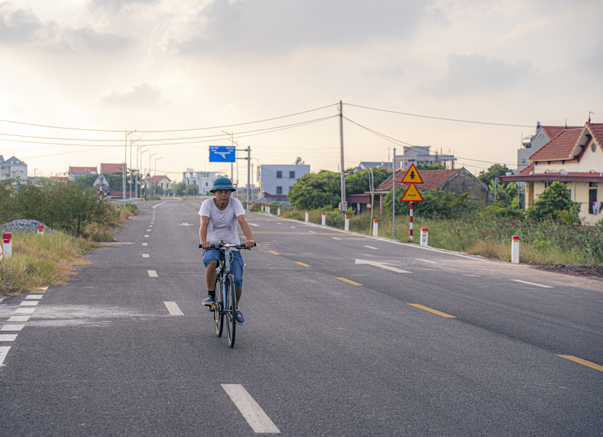 Chiêm ngưỡng tuyến đường 2.700 tỷ đồng, dài 65 km mới hoàn thành ở Nam Định- Ảnh 8.