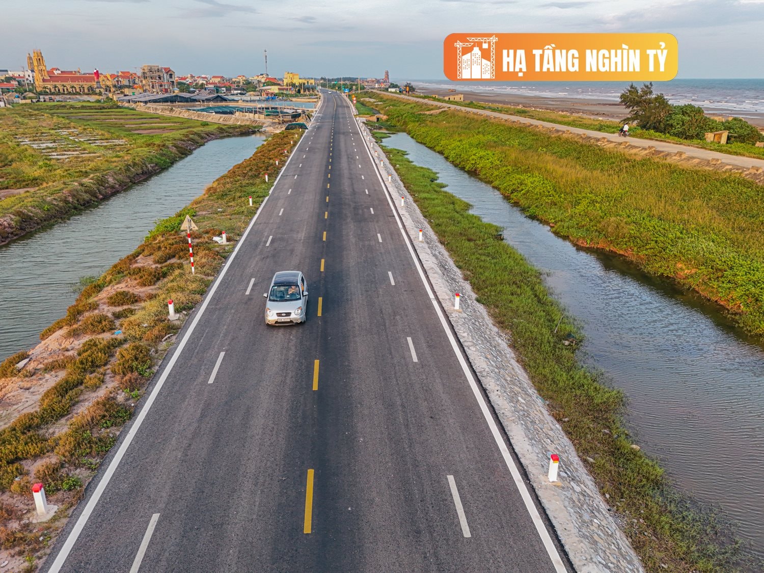 Chiêm ngưỡng tuyến đường 2.700 tỷ đồng, dài 65 km mới hoàn thành ở Nam Định- Ảnh 1.