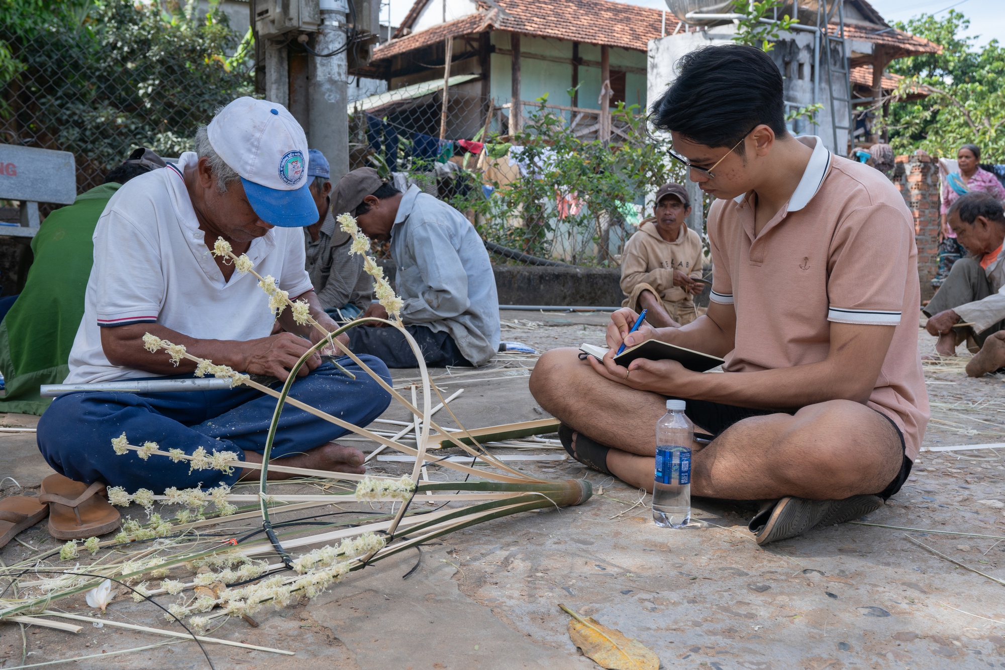 Bảo tồn ngôn ngữ dân tộc Bahnar: Khởi nguồn sức mạnh văn hóa tiềm ẩn- Ảnh 6.