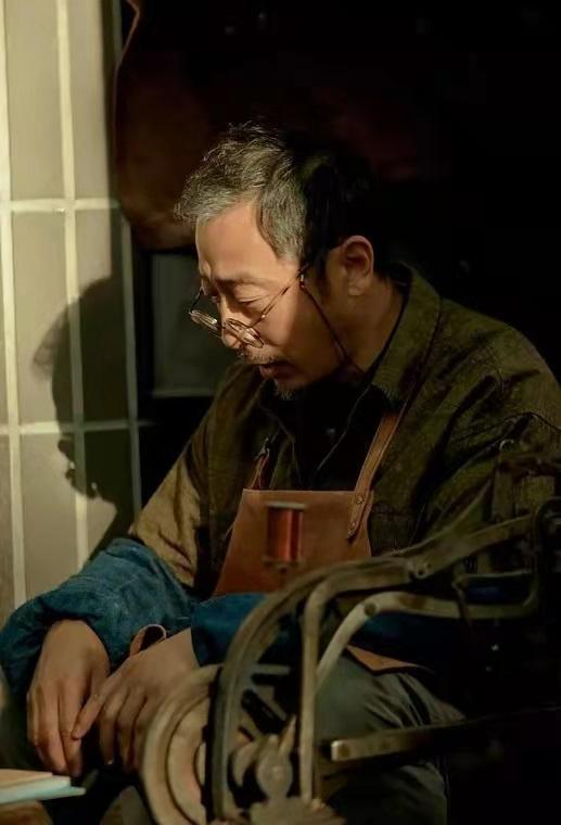 Tuổi trung niên, cha mẹ chớ khoe khoang 5 điều này, nếu không sẽ ảnh hưởng đến con cái- Ảnh 1. Tuổi trung niên, cha mẹ chớ khoe khoang 5 điều này, nếu không sẽ ảnh hưởng đến con cái- Ảnh 1.