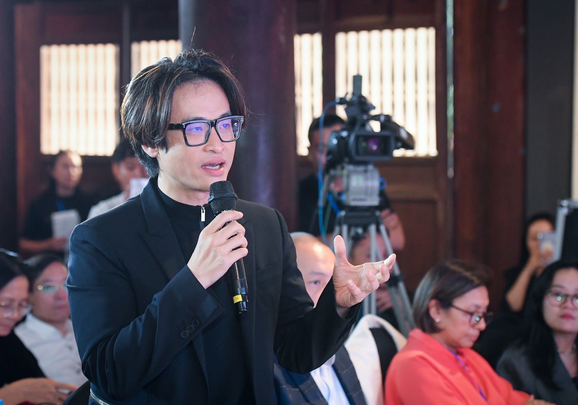 Giám khảo lần đầu ngồi "ghế nóng" Human Act Prize: Muốn đi đường dài, các dự án cần giải quyết vấn đề này- Ảnh 3. Giám khảo lần đầu ngồi "ghế nóng" Human Act Prize: Muốn đi đường dài, các dự án cần giải quyết vấn đề này- Ảnh 3.