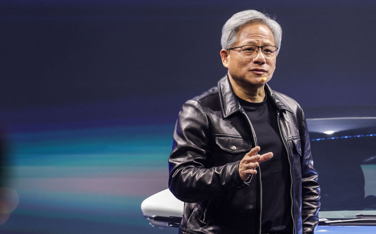 CEO Jensen Huang: AI còn lâu mới hết 'bịa chuyện', muốn giải quyết phải tăng công suất tính toán gấp bội- Ảnh 1.