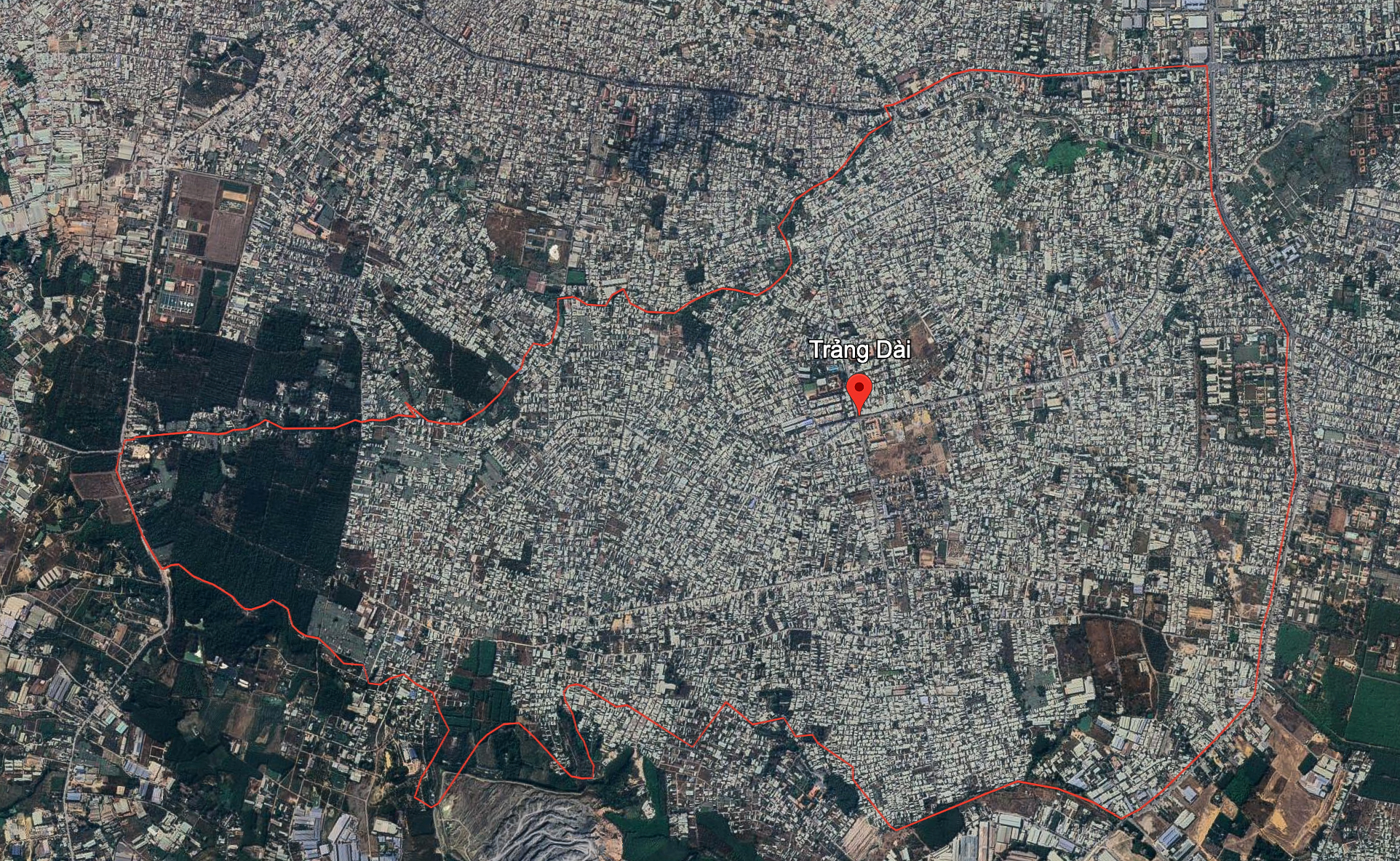 Khu nhà khổng lồ, vách kề vách, tường sát tường tại phường có dân số gần bằng quận 1- Ảnh 5.