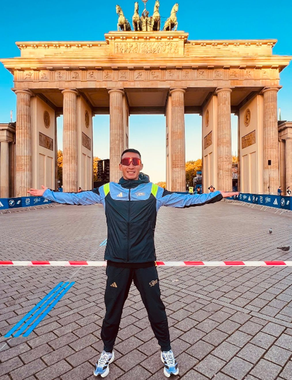 Phạm Tiến Sản - Kỷ lục sinh ra là để phá vỡ- Ảnh 2.