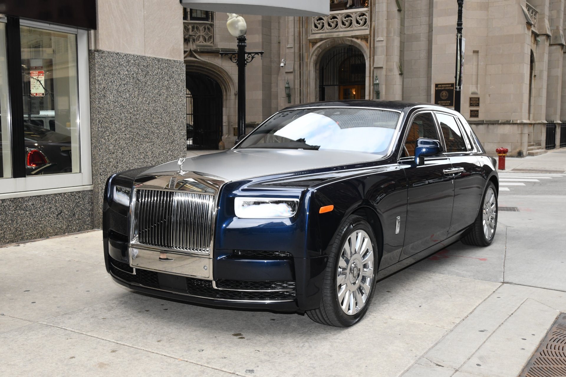 Khởi tố một đại gia đi siêu xe Rolls- Royce Phantom EWB: Từng chi 350 tỷ mua cổ phần công ty cấp thoát nước- Ảnh 1.