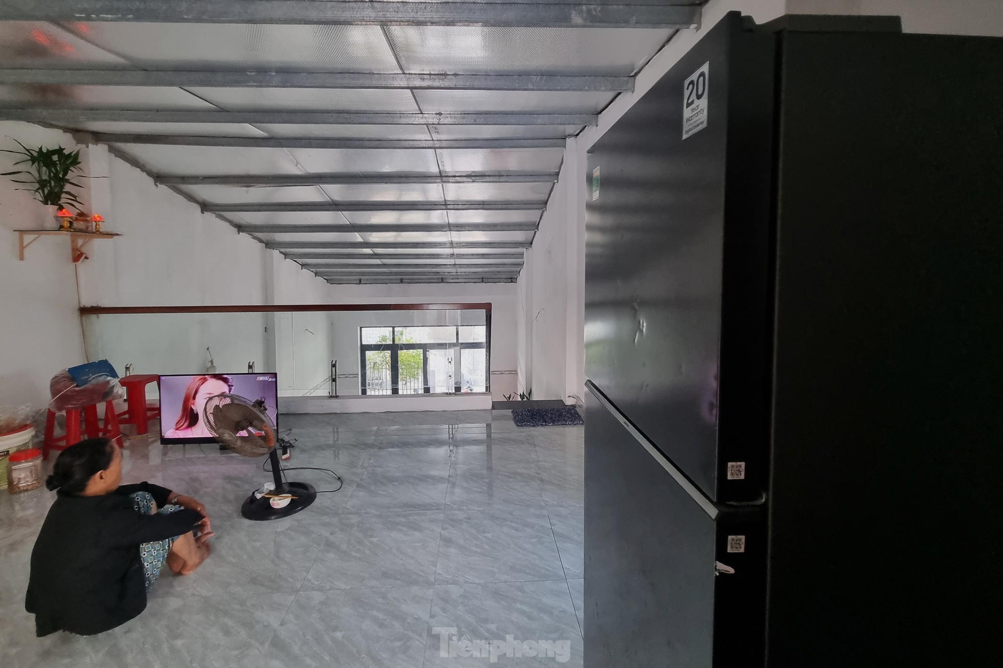 Dân vùng ngập nhất Đà Nẵng kê tài sản lên giường tầng cả tháng vì 'mưa lũ đỉnh điểm'- Ảnh 9.