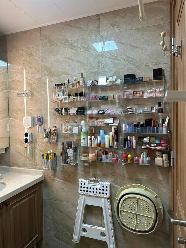 Sau khi dọn dẹp nhà cửa mới nhận ra mình thật lãng phí biết bao, tôi khuyên bạn đừng mù quáng mua 7 thứ này- Ảnh 3. Sau khi dọn dẹp nhà cửa mới nhận ra mình thật lãng phí biết bao, tôi khuyên bạn đừng mù quáng mua 7 thứ này- Ảnh 3.