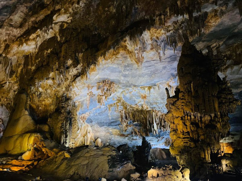 Một nơi được mệnh danh là “cung điện dưới lòng đất” ở Việt Nam, vẻ đẹp tiên cảnh được CNN khen ngợi, giữ cả kỷ lục châu Á- Ảnh 1. Một nơi được mệnh danh là “cung điện dưới lòng đất” ở Việt Nam, vẻ đẹp tiên cảnh được CNN khen ngợi, giữ cả kỷ lục châu Á- Ảnh 1.