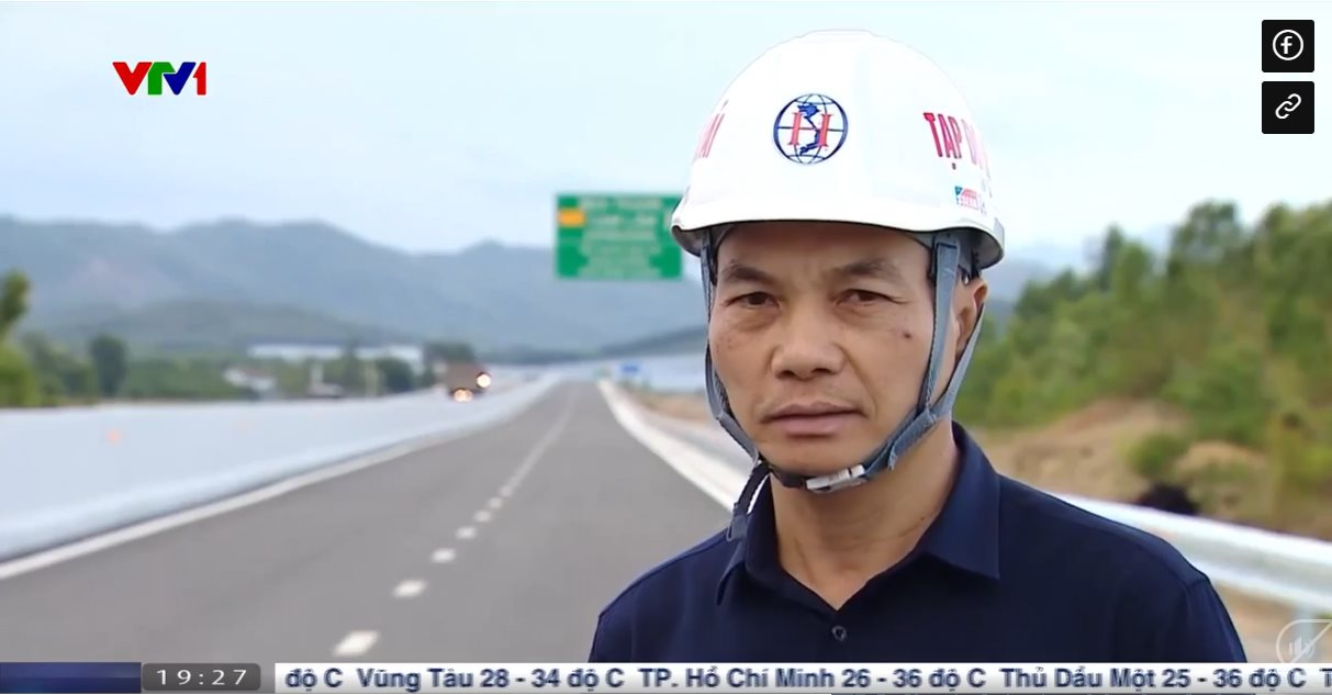 Vụ biển báo ‘Đường Sơn Hải bảo hành 10 năm’ bị xóa trên cao tốc: Doanh nghiệp đưa ra giải pháp để có một kết cục 'có hậu' cho các bên- Ảnh 1.