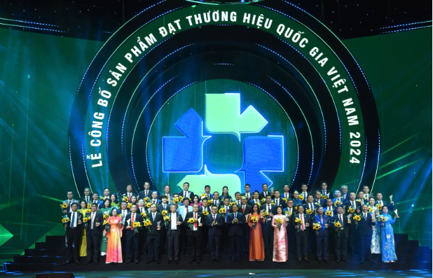 Vietnam Airlines tiếp tục được vinh danh là "Thương hiệu quốc gia"- Ảnh 4. Vietnam Airlines tiếp tục được vinh danh là "Thương hiệu quốc gia"- Ảnh 4.