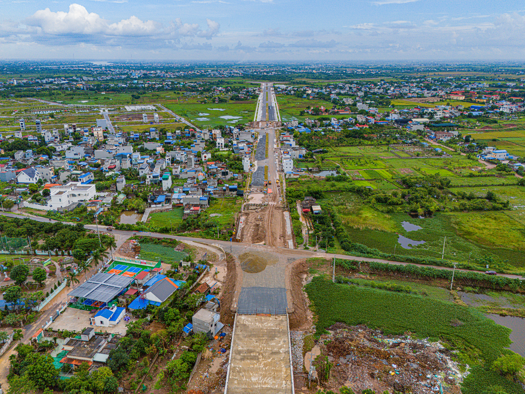 Ngắm cây cầu dây văng hình búp sen ở Nam Định, trị giá 1.200 tỷ, chuẩn bị được thông xe trong vài tháng tới- Ảnh 13.