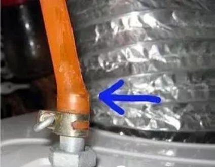 Một người bất cẩn, cả nhà chịu hậu họa: 9 nguy hiểm trong bếp nhất định phải tránh xa- Ảnh 8. Một người bất cẩn, cả nhà chịu hậu họa: 9 nguy hiểm trong bếp nhất định phải tránh xa- Ảnh 8.