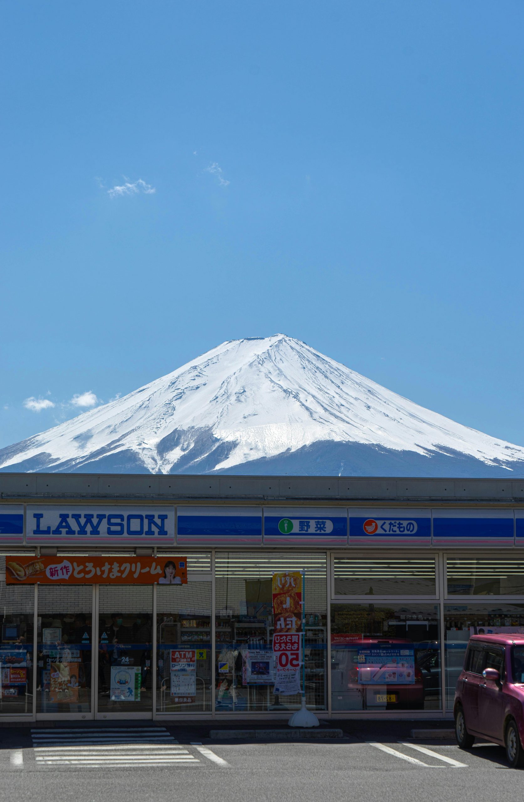 Bức ảnh tưởng bình thường nhưng khiến một cửa hàng 7-Eleven ở Thái Lan bỗng thành "hiện tượng mạng", chuyện gì xảy ra?- Ảnh 2.