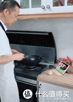 Một người bất cẩn, cả nhà chịu hậu họa: 9 nguy hiểm trong bếp nhất định phải tránh xa- Ảnh 2. Một người bất cẩn, cả nhà chịu hậu họa: 9 nguy hiểm trong bếp nhất định phải tránh xa- Ảnh 2.