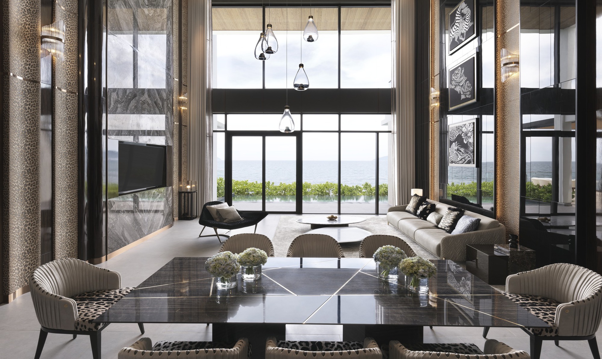 Lạc vào xứ sở ánh sáng tại các khách sạn 5 sao khắp Việt Nam mùa lễ hội: Đậm mùi xa xỉ và ấm áp- Ảnh 6.