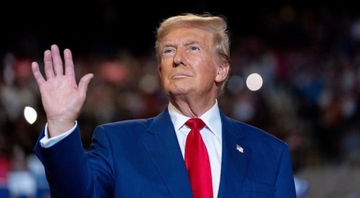 Ông Trump lần thứ 2 được vinh danh 'Nhân vật của năm'- Ảnh 1.