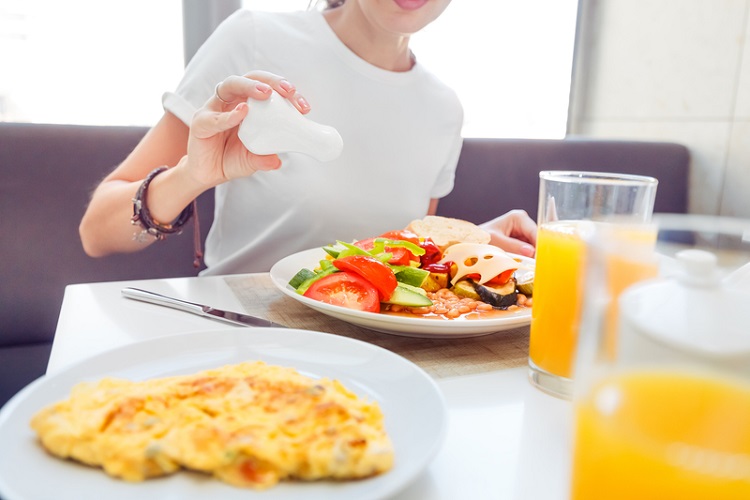 Trời chuyển lạnh, thường xuyên ăn 4 loại trái cây này sẽ bảo vệ xương, giảm viêm và thoái hóa khớp- Ảnh 4.