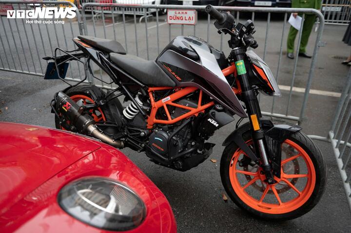 Loạt sổ đỏ, túi Hermes bạch tạng, siêu xe bị thu giữ trong vụ Mr Pips lừa đảo- Ảnh 11.