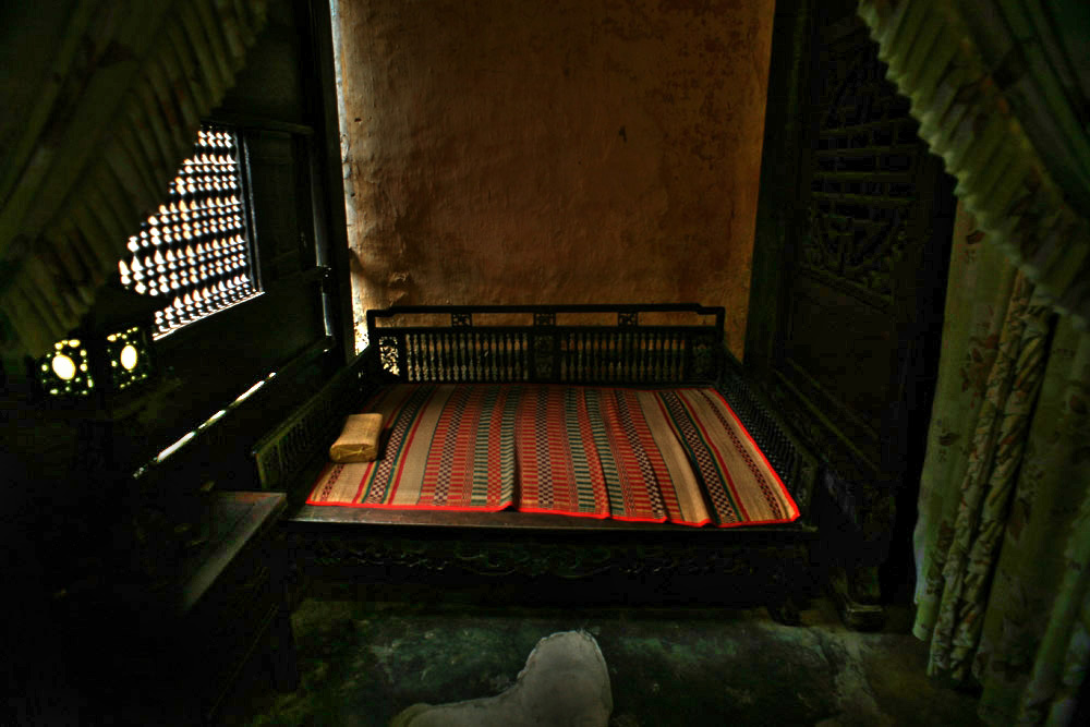 Một công trình ở Việt Nam tuổi đời gần 300 năm được ví như “bảo tàng sống”: Xây dựng không dùng đến đinh, chạm tay nơi nào cũng là cổ vật- Ảnh 9.