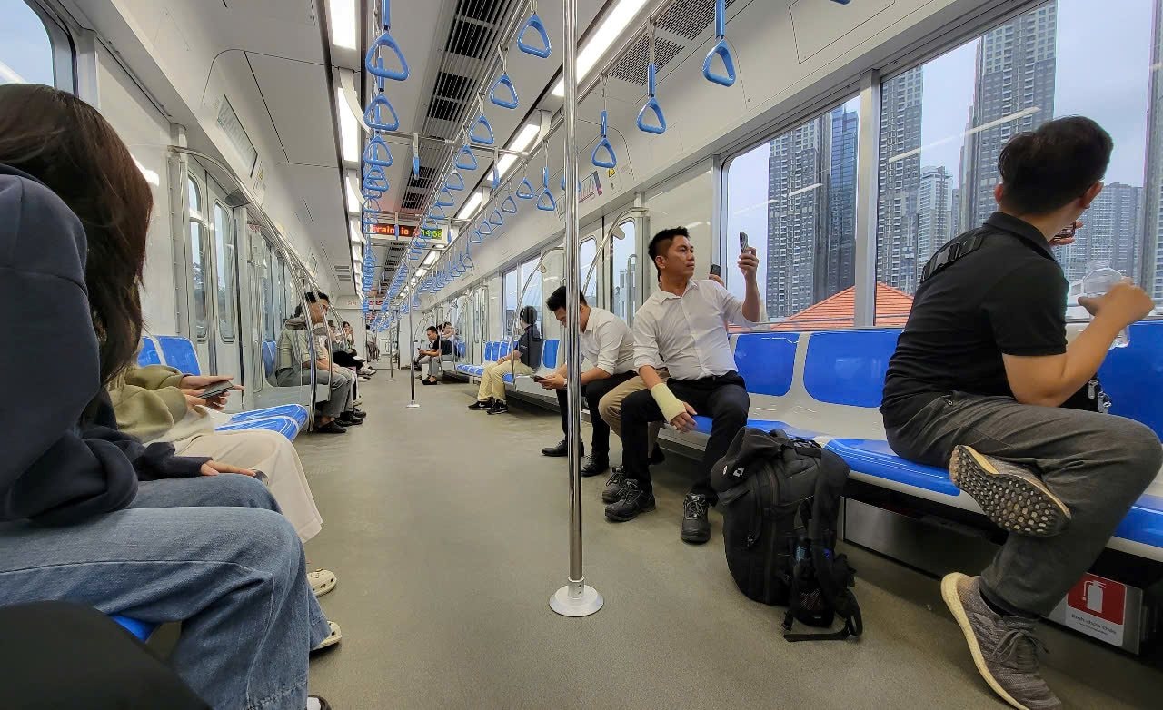 Đếm ngược tới ngày đi từ Bến Thành đến Suối Tiên trong 30 phút: Tuyến Metro số 1 TP.HCM miễn phí vé 1 tháng, hợp tác với Grab để trợ giá cho người dân- Ảnh 1.