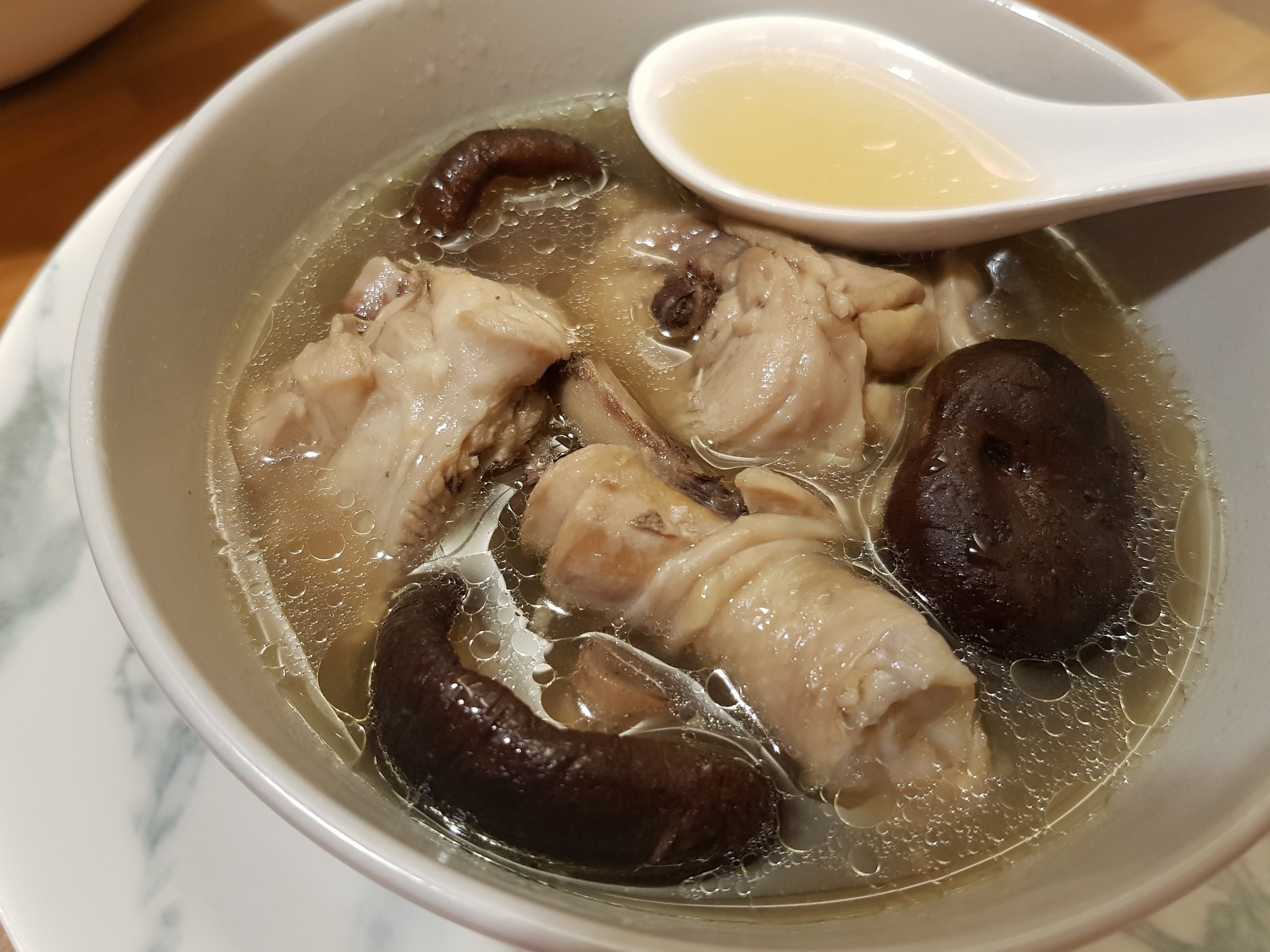 Tiết lộ chấn động từ bác sĩ: 5 loại thực phẩm tốt cho sức khỏe nhưng "siêu béo", ăn nhiều gây tăng cân như uống cả cốc đường- Ảnh 4. Tiết lộ chấn động từ bác sĩ: 5 loại thực phẩm tốt cho sức khỏe nhưng "siêu béo", ăn nhiều gây tăng cân như uống cả cốc đường- Ảnh 4.