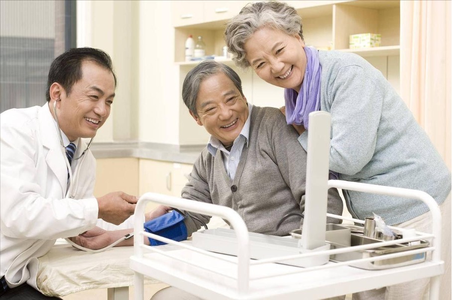 Thực hiện khảo sát 5.500 người trên 100 tuổi, phát hiện 3 nhóm thực phẩm giá rẻ là món khoái khẩu của người sống lâu- Ảnh 1. Thực hiện khảo sát 5.500 người trên 100 tuổi, phát hiện 3 nhóm thực phẩm giá rẻ là món khoái khẩu của người sống lâu- Ảnh 1.