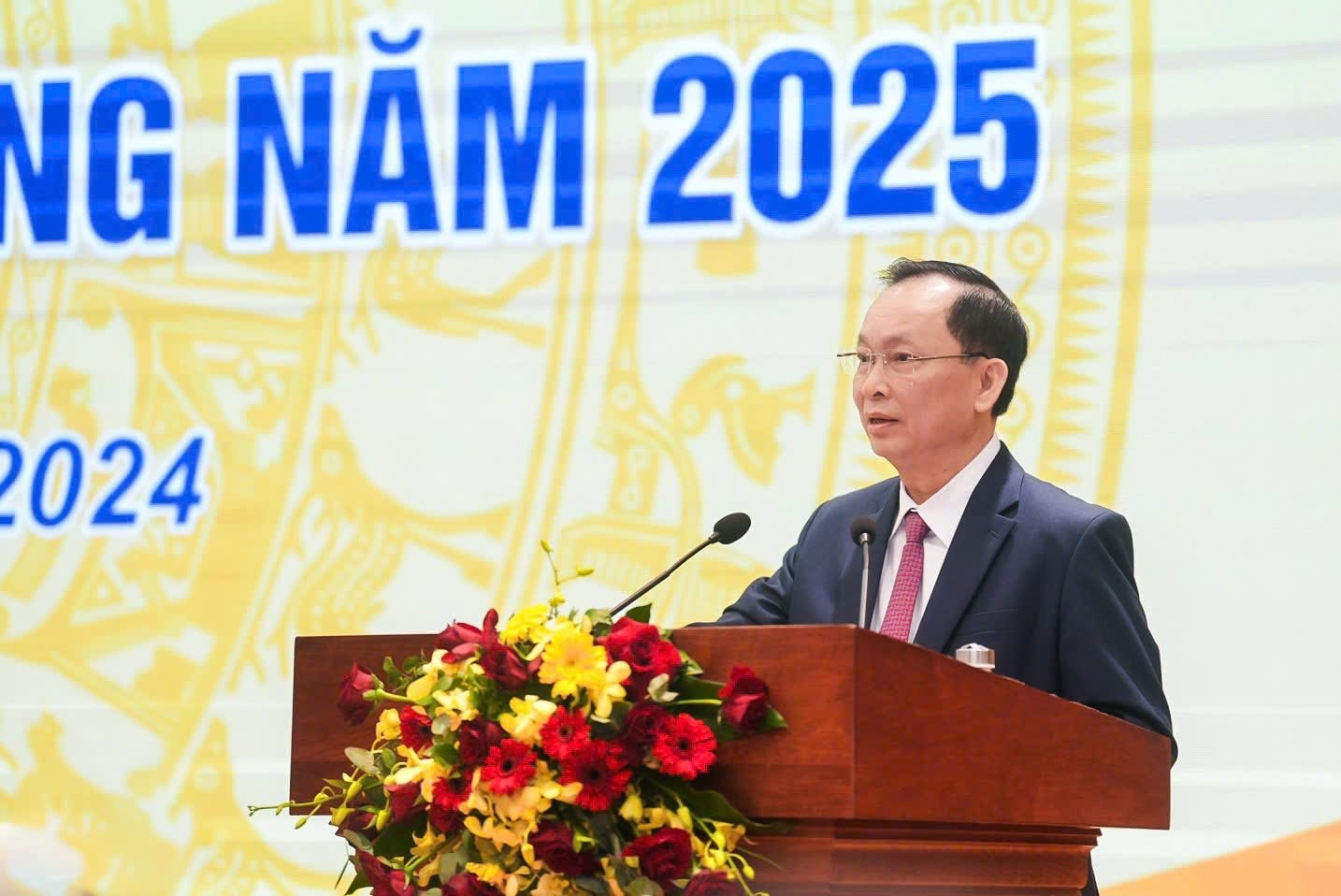 Phó Thống đốc Đào Minh Tú: Mặt bằng lãi suất có nhiều sức ép tăng trong thời gian tới- Ảnh 1.