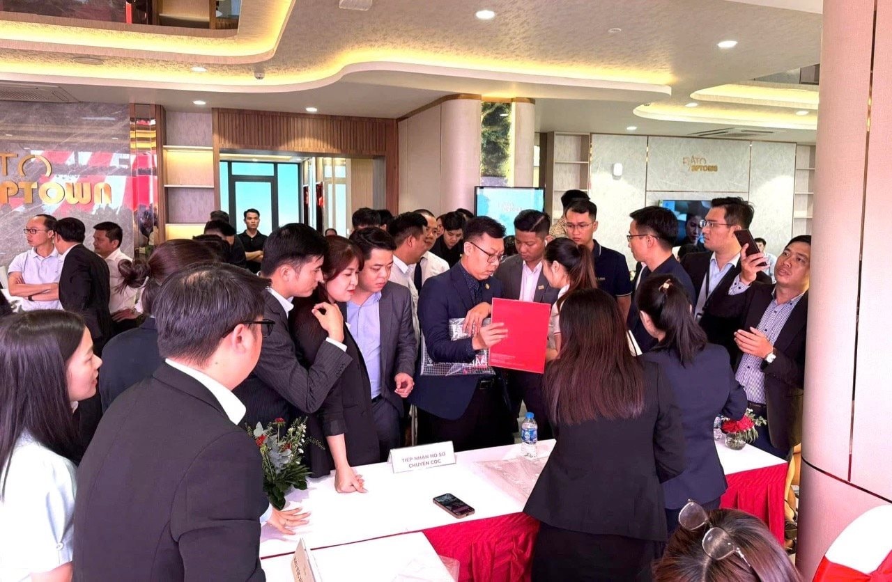 Bất động sản Tp.Thủ Đức “vào mùa” cuối năm: Nơi tranh nhau “ráp căn”, chỗ sục sôi mở bán- Ảnh 1. Bất động sản Tp.Thủ Đức “vào mùa” cuối năm: Nơi tranh nhau “ráp căn”, chỗ sục sôi mở bán- Ảnh 1.