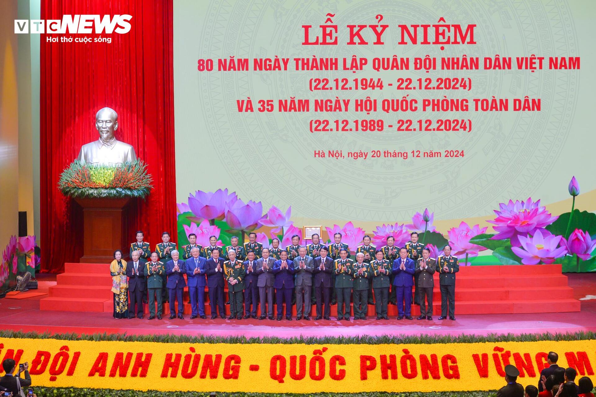 Toàn cảnh lễ kỷ niệm 80 năm Ngày thành lập Quân đội Nhân dân Việt Nam- Ảnh 11.