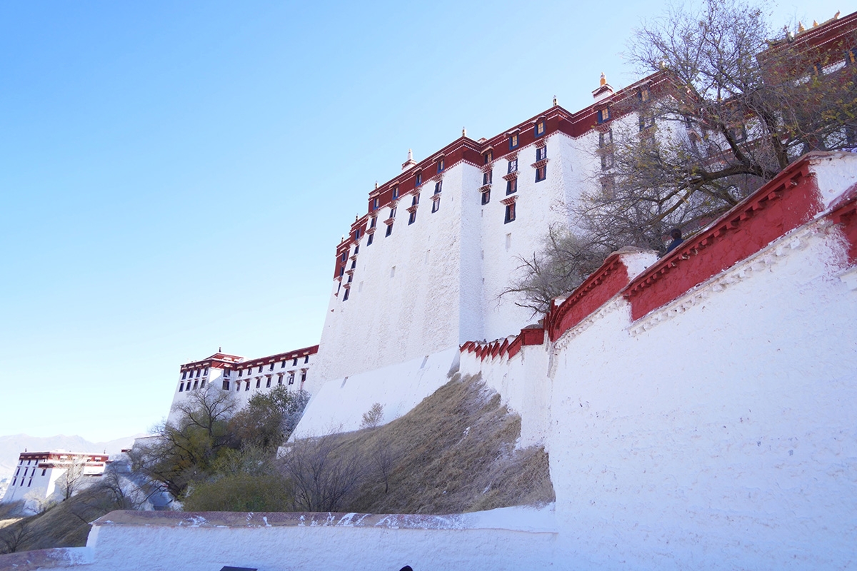 Potala - cung điện “ngọt ngào” nhất thế giới- Ảnh 3.