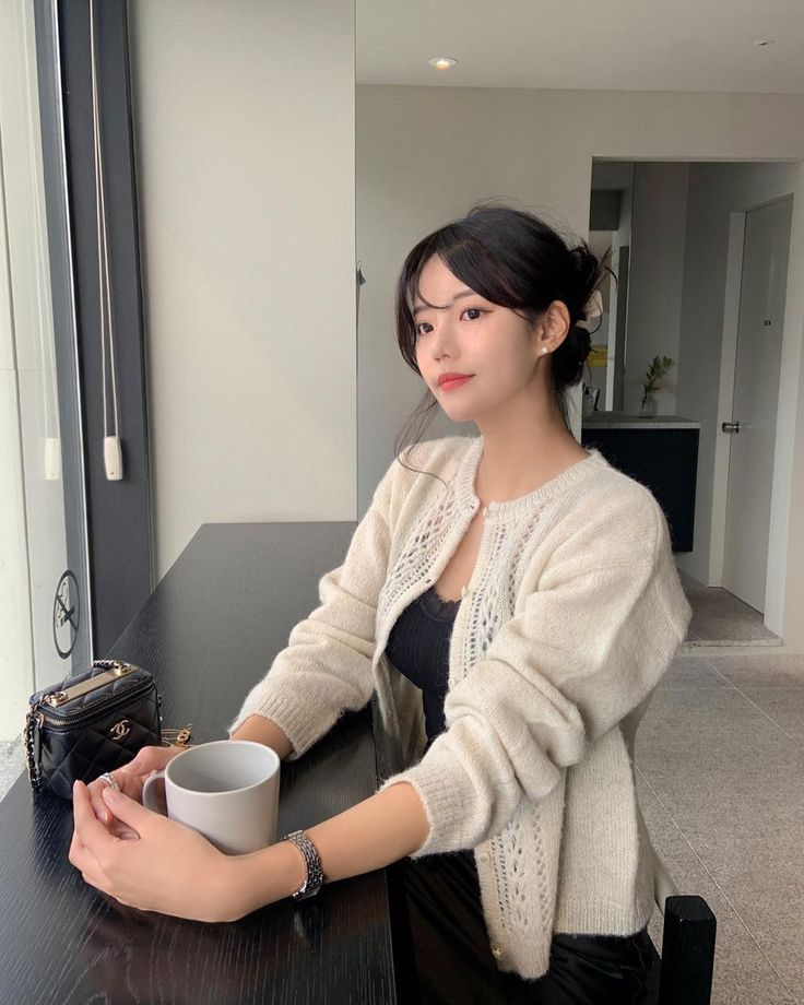 Tôi thành thật khuyên bạn làm 5 điều này để không rơi vào nghèo khó trong năm 2025- Ảnh 1. Tôi thành thật khuyên bạn làm 5 điều này để không rơi vào nghèo khó trong năm 2025- Ảnh 1.