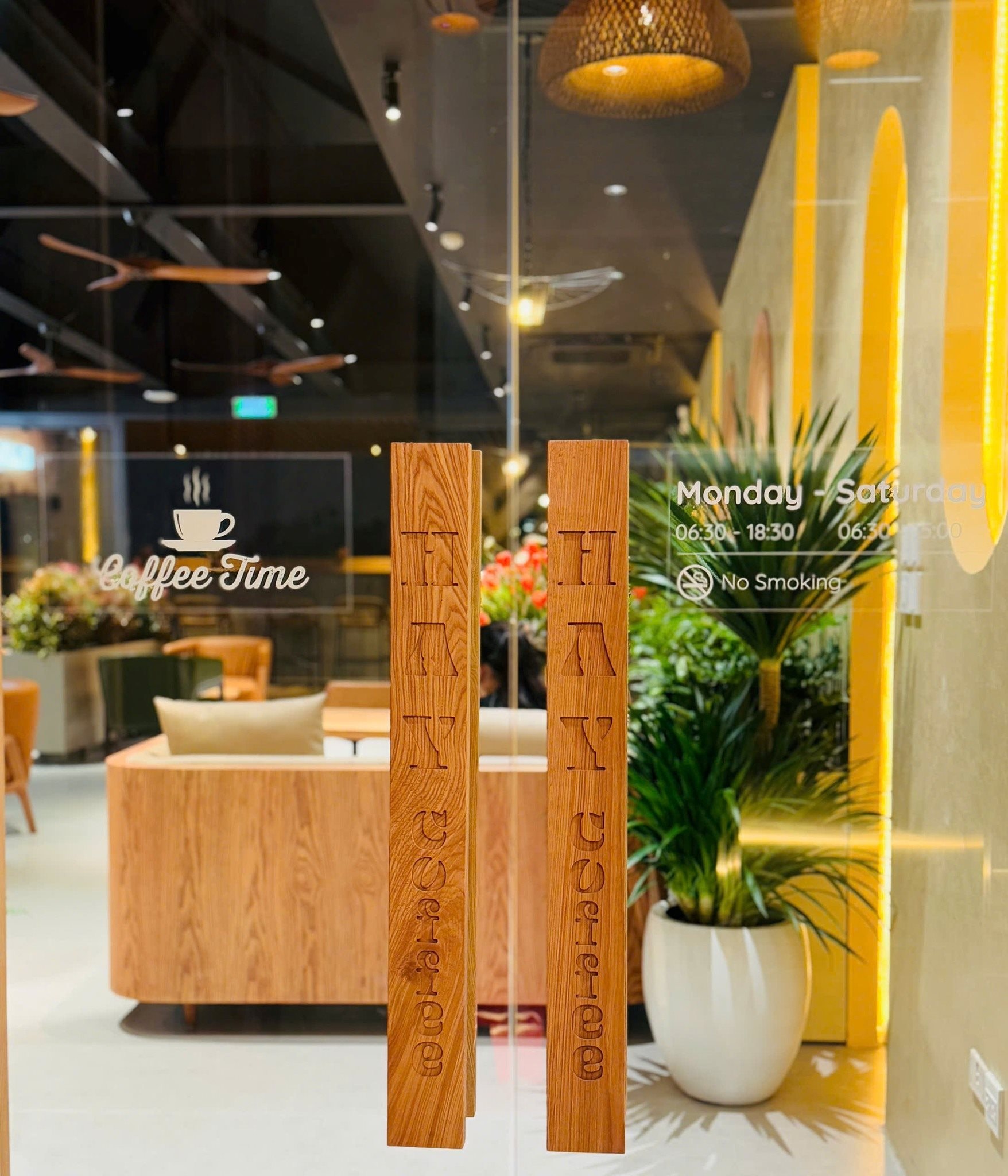 Hòa Phát của tỷ phú Trần Đình Long vừa bất ngờ mở quán cà phê, lấy tên H.A.Y- Ảnh 9.