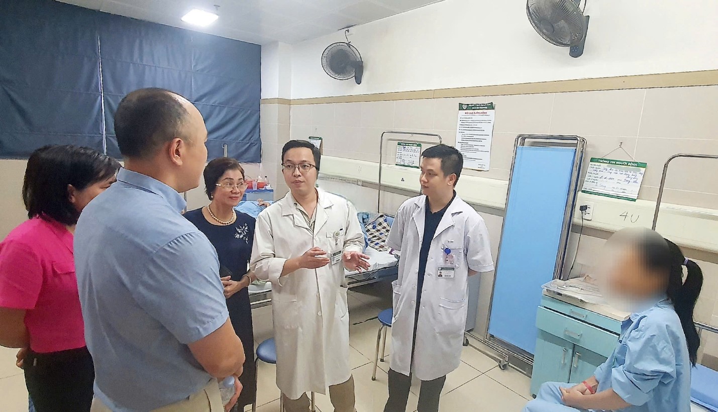 Bất ngờ phát hiện ung thư da sau khi có một dấu hiệu trên mặt- Ảnh 1.