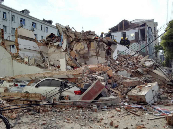 Thuê 2 tầng kinh doanh nhưng đập tường chịu lực để mở rộng không gian, ai ngờ làm sập cả tòa nhà: 9 người bị cưỡng chế hình sự- Ảnh 3.