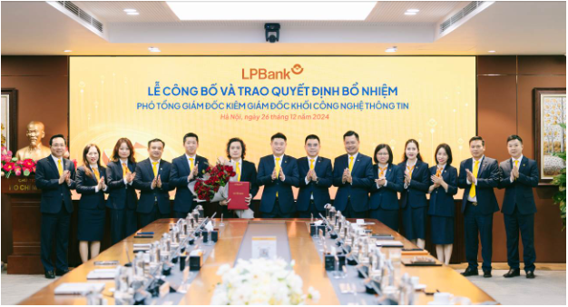 LPBank bổ nhiệm Phó Tổng Giám đốc là chuyên gia trong lĩnh vực công nghệ thông tin- Ảnh 1. LPBank bổ nhiệm Phó Tổng Giám đốc là chuyên gia trong lĩnh vực công nghệ thông tin- Ảnh 1.
