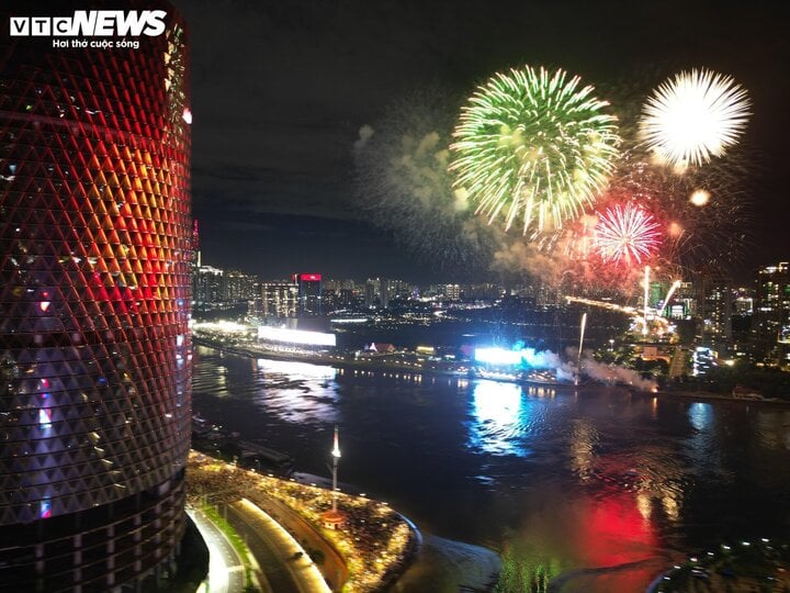 Cập nhật địa điểm bắn pháo hoa Tết Dương lịch 2025 trên cả nước- Ảnh 1.