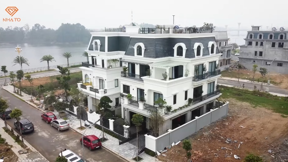 Bên trong căn biệt thự ven sông triệu đô tại Vĩnh Phúc: Gia chủ mới 15 tuổi, tự tay thiết kế lại toàn bộ nội thất- Ảnh 1.