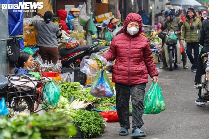 Thị trường mùng 1 cuối cùng của năm Giáp Thìn: Giá cau tăng gấp đôi- Ảnh 19.