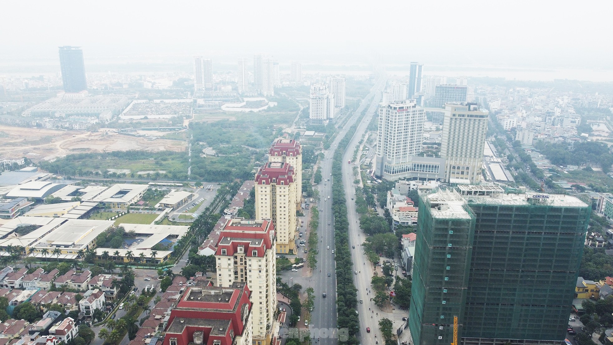 Cận cảnh nơi dự kiến lấy nước sông Hồng 'rửa sạch' sông Tô Lịch- Ảnh 8. Cận cảnh nơi dự kiến lấy nước sông Hồng 'rửa sạch' sông Tô Lịch- Ảnh 8.
