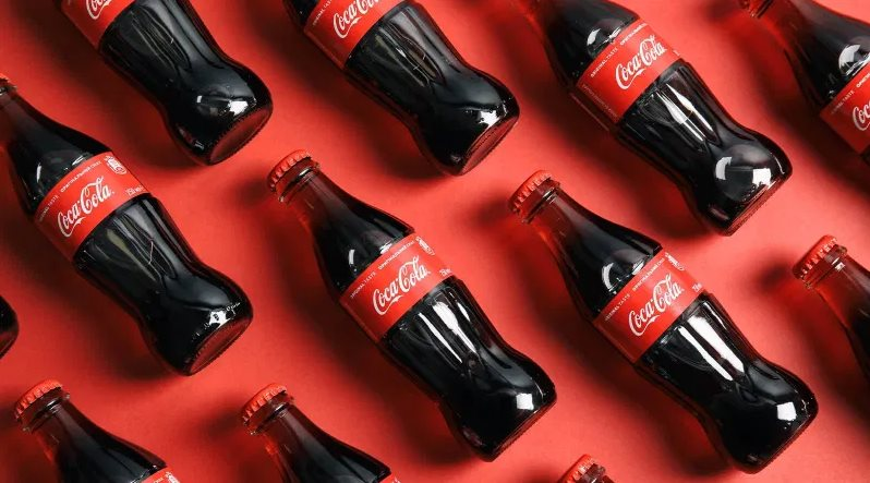 Coca Cola bị chỉ trích vì thu hẹp dự án bảo vệ môi trường, thay đổi các mục tiêu phát triển bền vững từng cam kết- Ảnh 1.