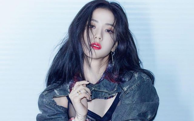 Sao nữ đẹp nhất thế giới năm 2024: Lần thứ 3 liên tiếp giành ngôi vị đầu bảng, bí mật về can thiệp "dao kéo" được bác sĩ tiết lộ- Ảnh 6.