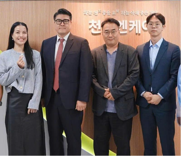 Văn Lan Hương - Giám đốc người Việt đầu tiên tại Tập đoàn Chunho Ncare Hàn Quốc- Ảnh 1.